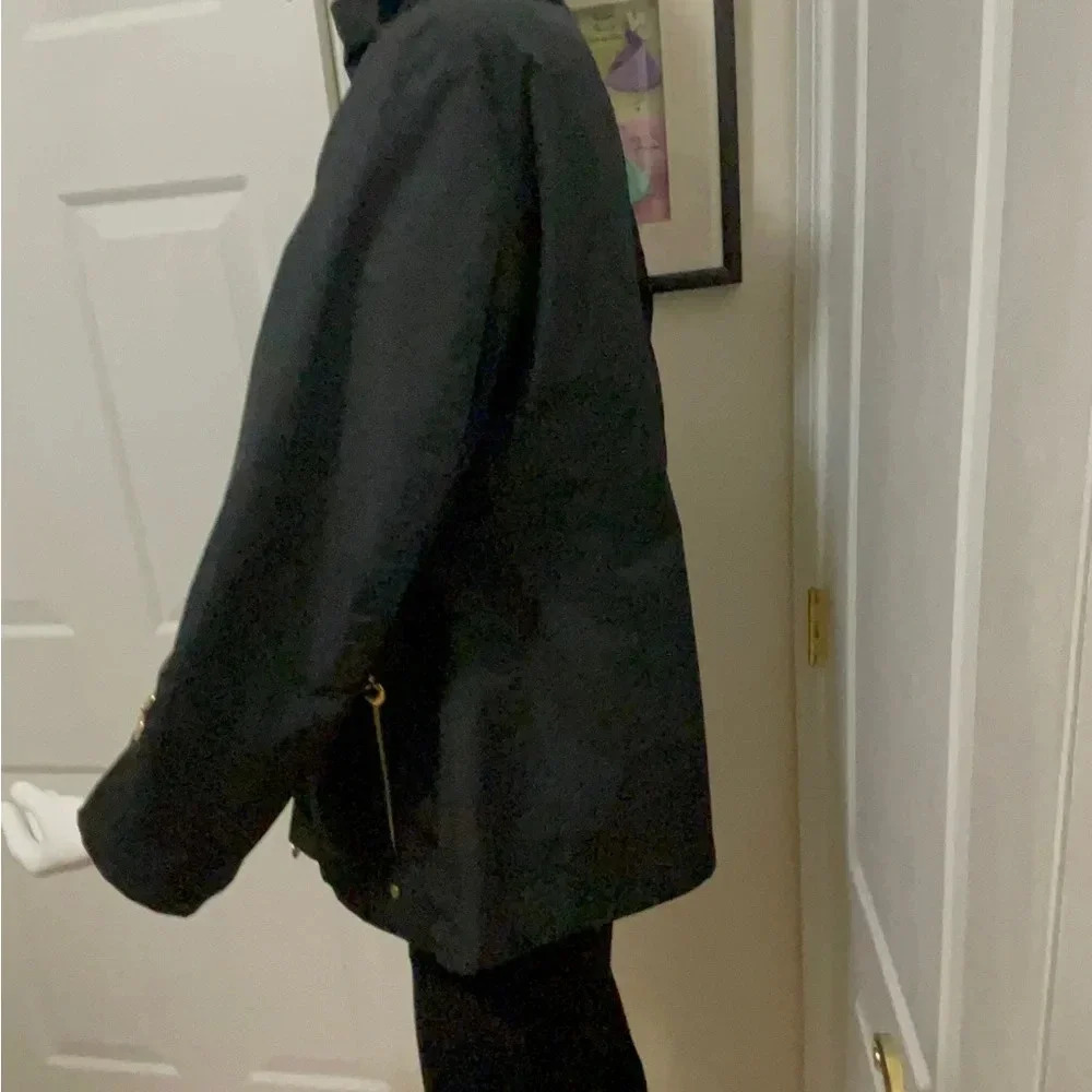 Calvin Klein stunning jacket gold hardware with double zipper. - Picture 8 of 16